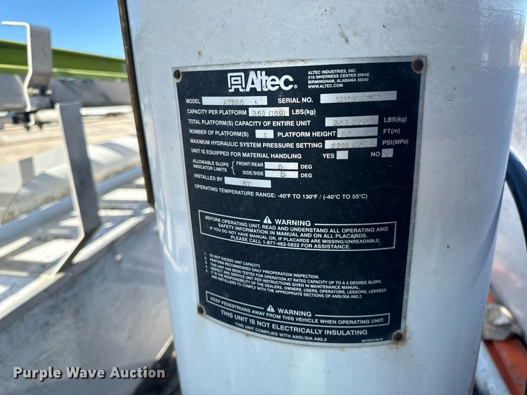 image for item EH6653 2011 Ford F450 Super Duty XL bucket truck