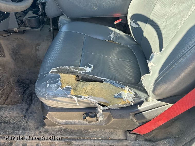 image for item EH6653 2011 Ford F450 Super Duty XL bucket truck