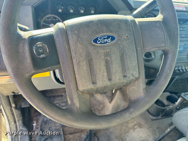 image for item EH6653 2011 Ford F450 Super Duty XL bucket truck