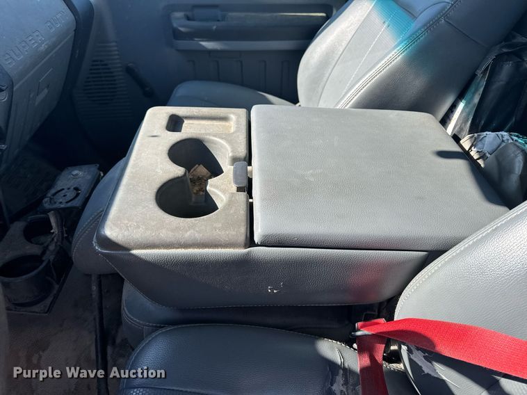 image for item EH6653 2011 Ford F450 Super Duty XL bucket truck