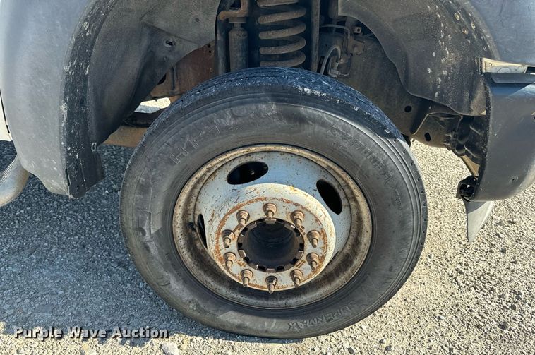 image for item EH6653 2011 Ford F450 Super Duty XL bucket truck