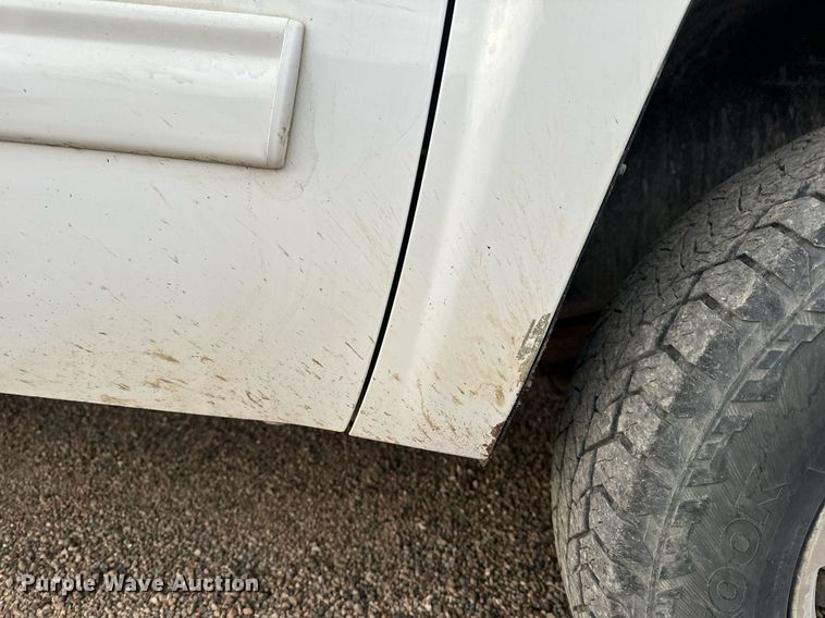 image for item EH6674 2012 Chevrolet Silverado 1500 Crew Cab pickup truck