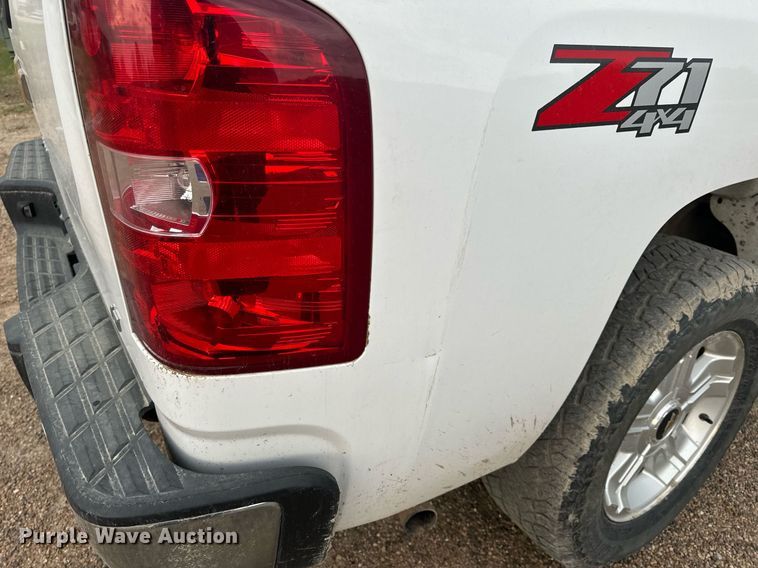 image for item EH6674 2012 Chevrolet Silverado 1500 Crew Cab pickup truck