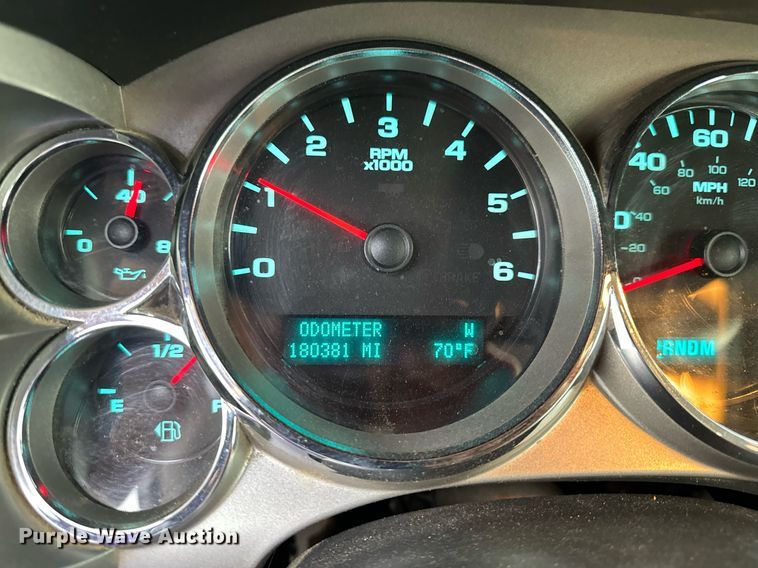 image for item EH6674 2012 Chevrolet Silverado 1500 Crew Cab pickup truck