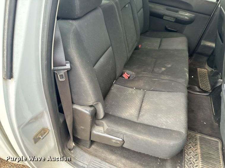 image for item EH6674 2012 Chevrolet Silverado 1500 Crew Cab pickup truck