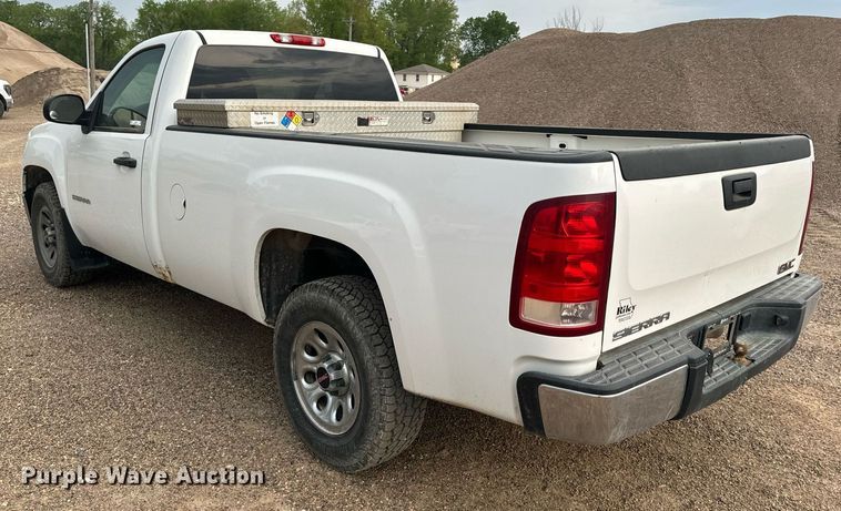 image for item EH6675 2013 GMC Sierra 1500 pickup truck