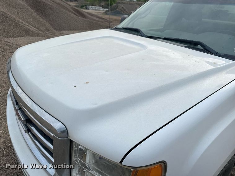 image for item EH6675 2013 GMC Sierra 1500 pickup truck