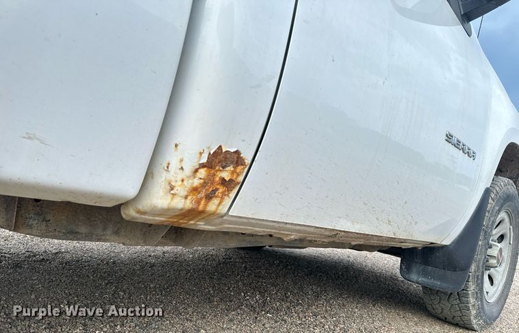 image for item EH6675 2013 GMC Sierra 1500 pickup truck