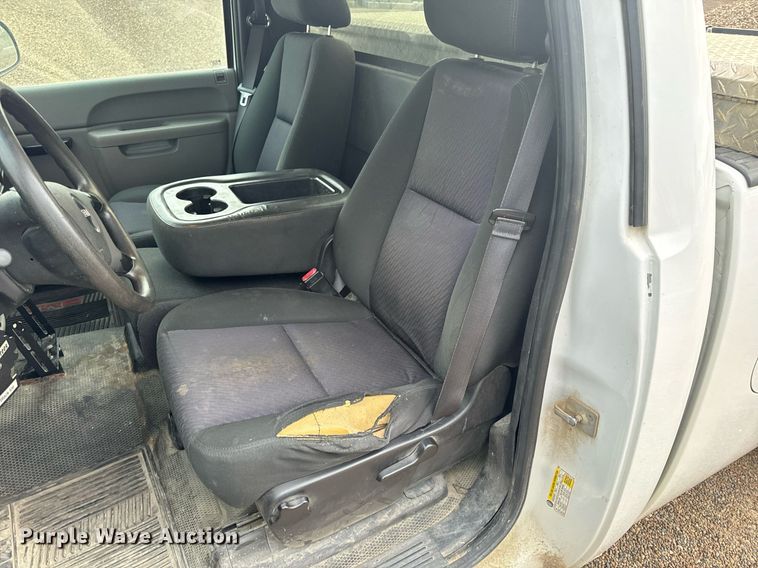 image for item EH6675 2013 GMC Sierra 1500 pickup truck