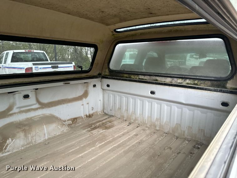 image for item EH6680 2012 Chevrolet Silverado 1500 Ext. Cab pickup truck