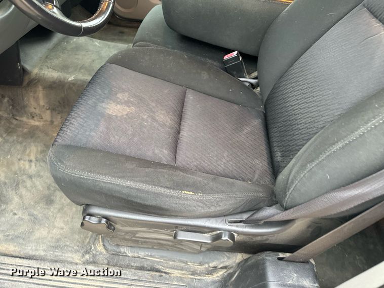 image for item EH6680 2012 Chevrolet Silverado 1500 Ext. Cab pickup truck