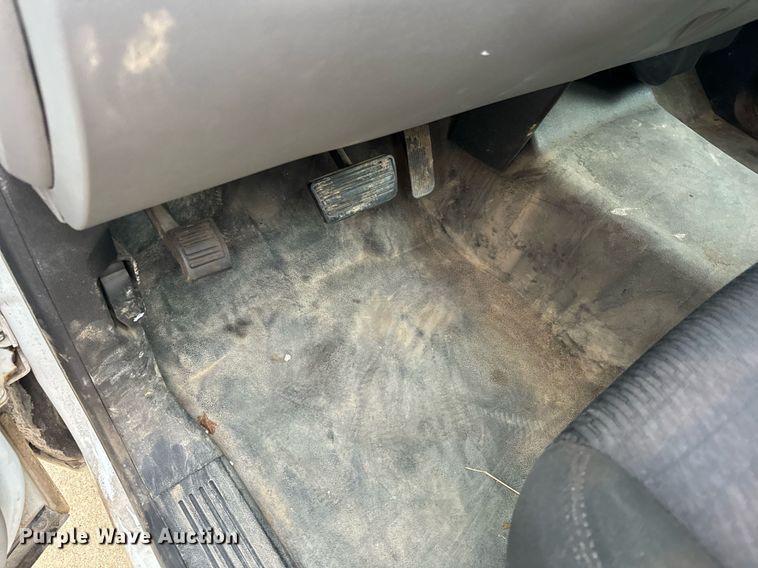 image for item EH6680 2012 Chevrolet Silverado 1500 Ext. Cab pickup truck