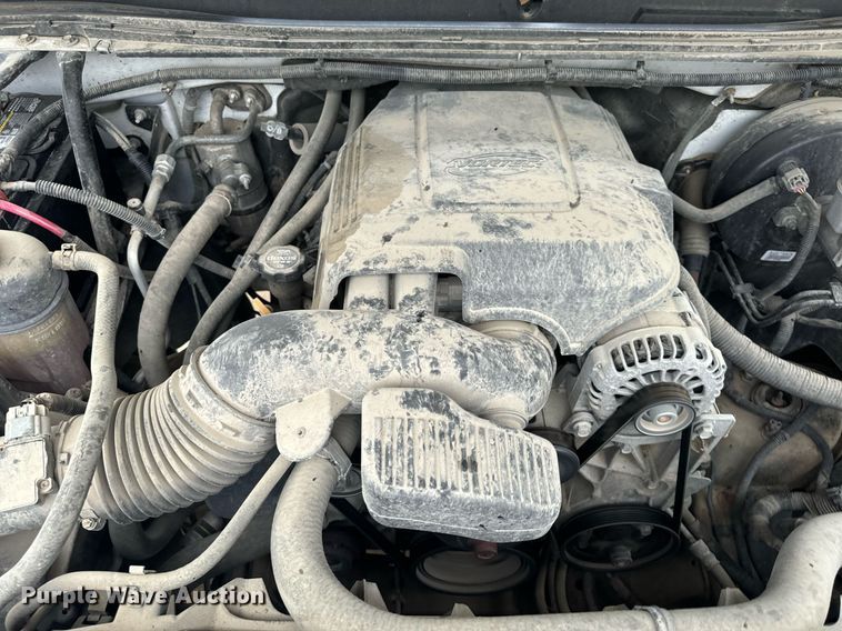 image for item EH6680 2012 Chevrolet Silverado 1500 Ext. Cab pickup truck