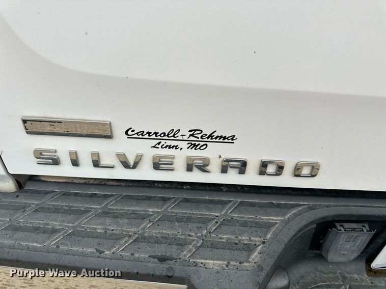 image for item EH6680 2012 Chevrolet Silverado 1500 Ext. Cab pickup truck