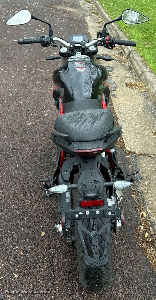 image for item EH6686 2022 Benelli 302S motorcycle