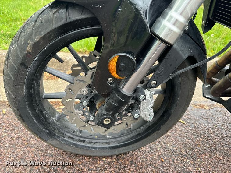 image for item EH6686 2022 Benelli 302S motorcycle