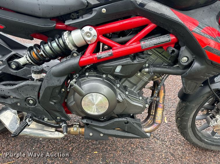 image for item EH6686 2022 Benelli 302S motorcycle