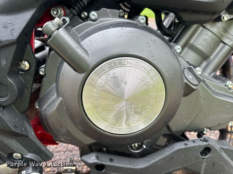 image for item EH6686 2022 Benelli 302S motorcycle
