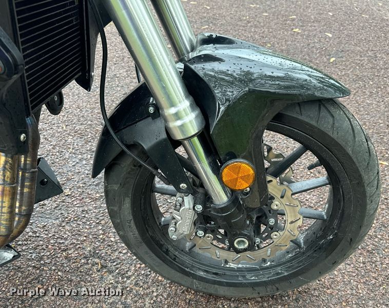 image for item EH6686 2022 Benelli 302S motorcycle