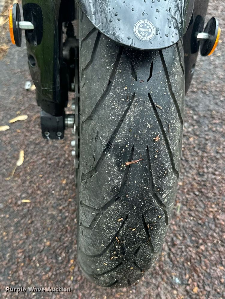 image for item EH6686 2022 Benelli 302S motorcycle