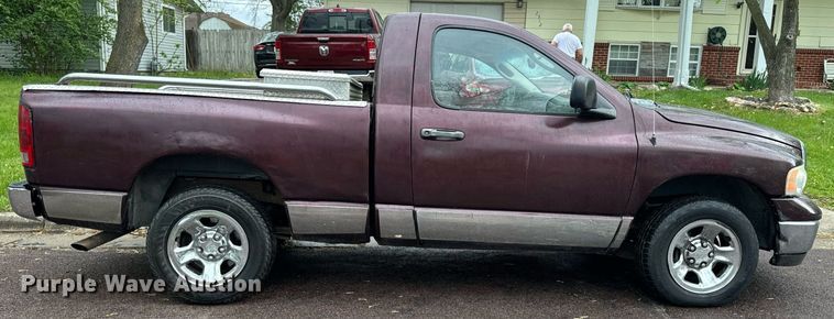 image for item EH6687 2005 Dodge Ram 1500 pickup truck