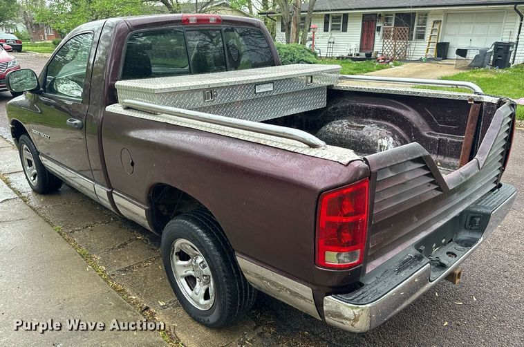 image for item EH6687 2005 Dodge Ram 1500 pickup truck