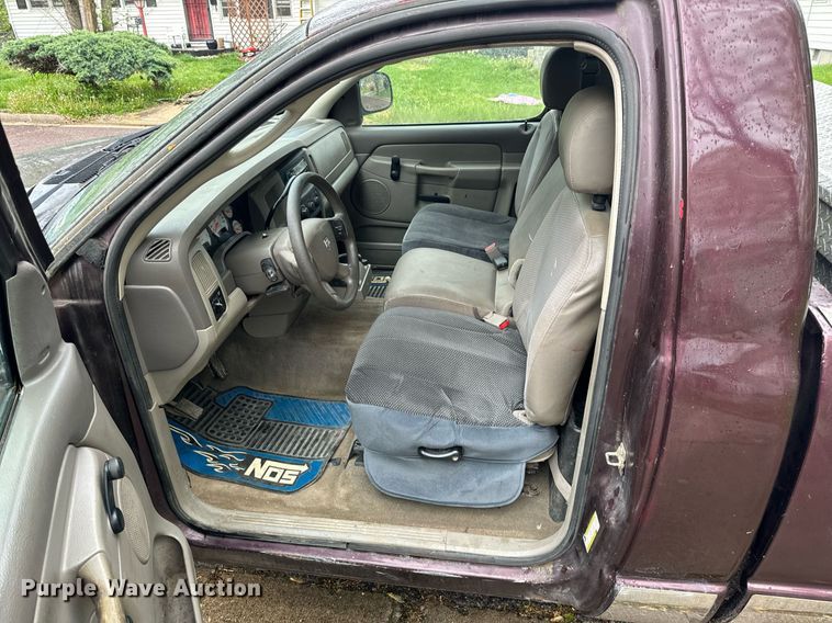 image for item EH6687 2005 Dodge Ram 1500 pickup truck