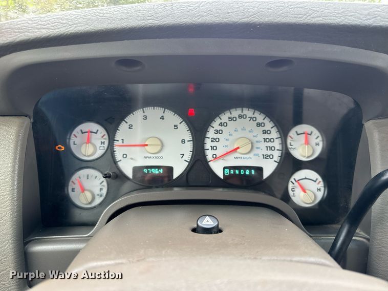 image for item EH6687 2005 Dodge Ram 1500 pickup truck