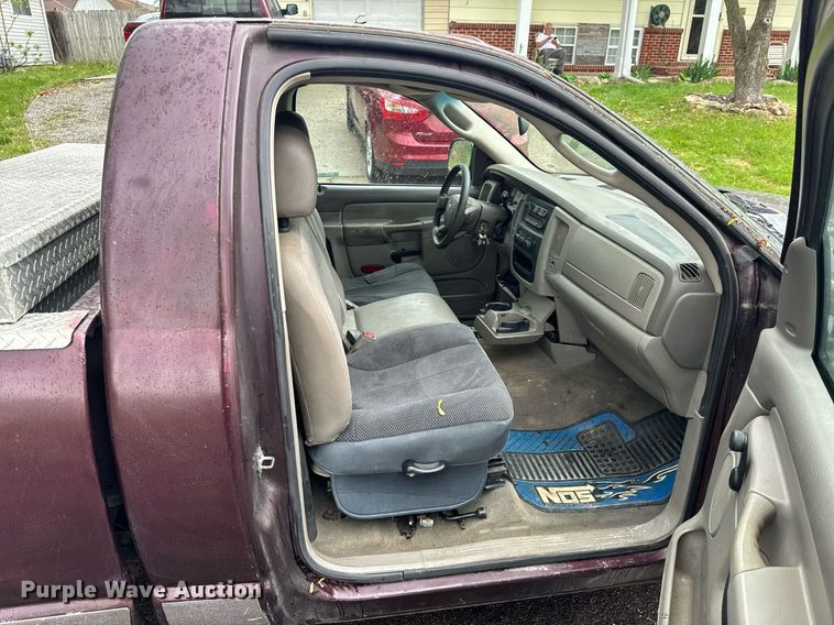 image for item EH6687 2005 Dodge Ram 1500 pickup truck