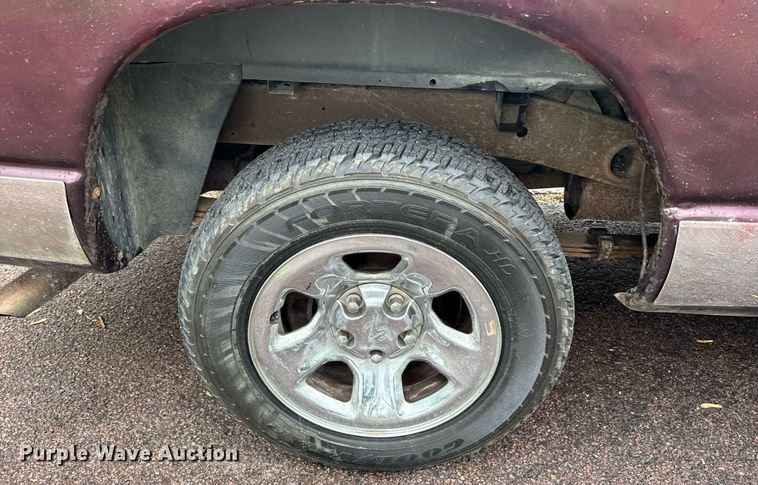 image for item EH6687 2005 Dodge Ram 1500 pickup truck