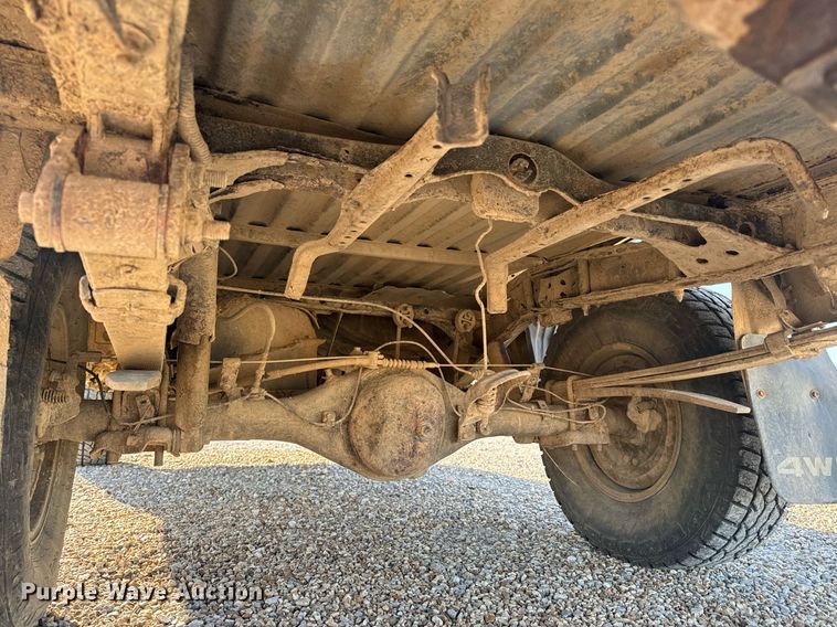 image for item EH6692 1999 Toyota  Tacoma pickup truck