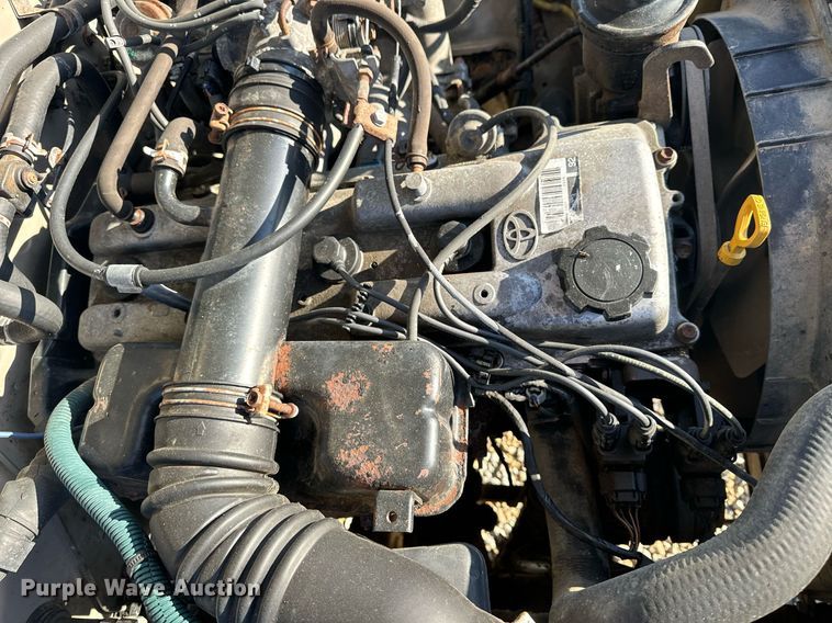 image for item EH6692 1999 Toyota  Tacoma pickup truck