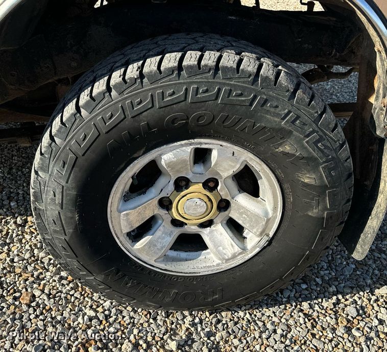 image for item EH6692 1999 Toyota  Tacoma pickup truck