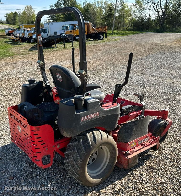 image for item EH6695 Gravely Pro-Turn 260 ZTR lawn mower