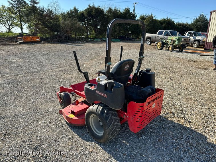 image for item EH6695 Gravely Pro-Turn 260 ZTR lawn mower
