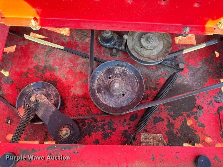 image for item EH6695 Gravely Pro-Turn 260 ZTR lawn mower