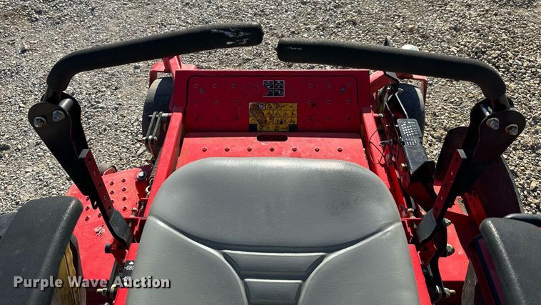 image for item EH6695 Gravely Pro-Turn 260 ZTR lawn mower