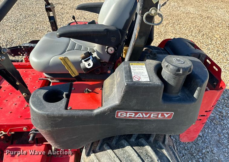 image for item EH6695 Gravely Pro-Turn 260 ZTR lawn mower