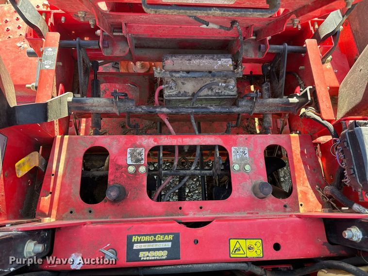 image for item EH6695 Gravely Pro-Turn 260 ZTR lawn mower