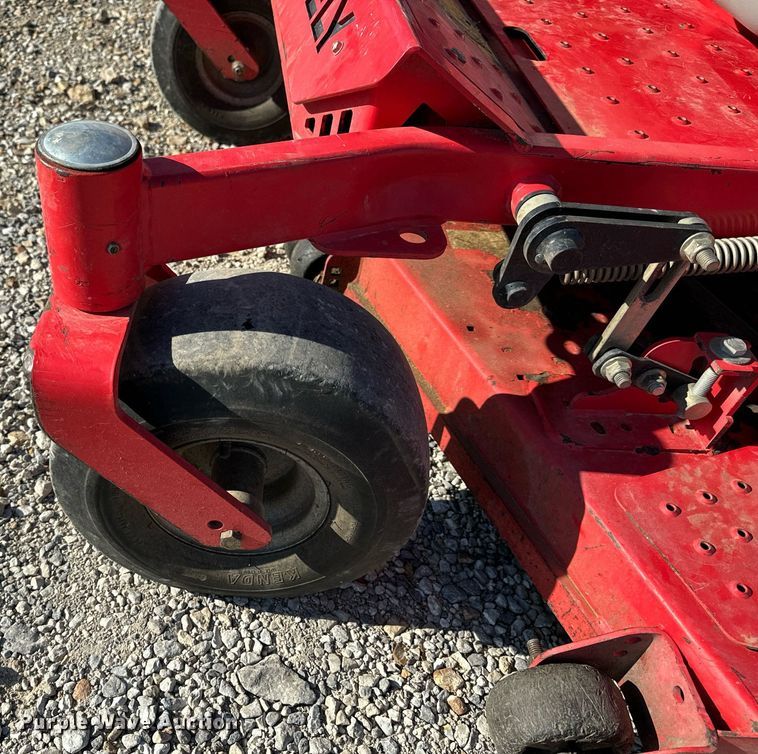 image for item EH6695 Gravely Pro-Turn 260 ZTR lawn mower