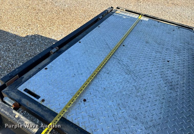 image for item EH6696 Mahendra Retriever 1000 utility vehicle