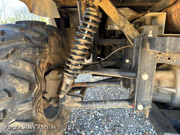 image for item EH6696 Mahendra Retriever 1000 utility vehicle