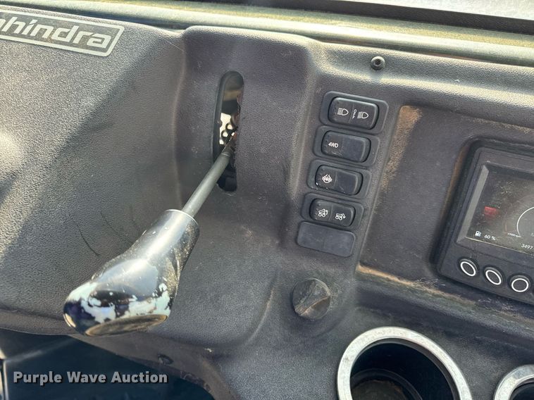 image for item EH6696 Mahendra Retriever 1000 utility vehicle