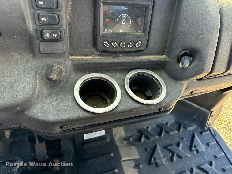 image for item EH6696 Mahendra Retriever 1000 utility vehicle