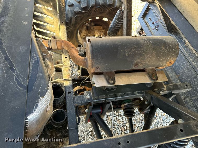 image for item EH6696 Mahendra Retriever 1000 utility vehicle