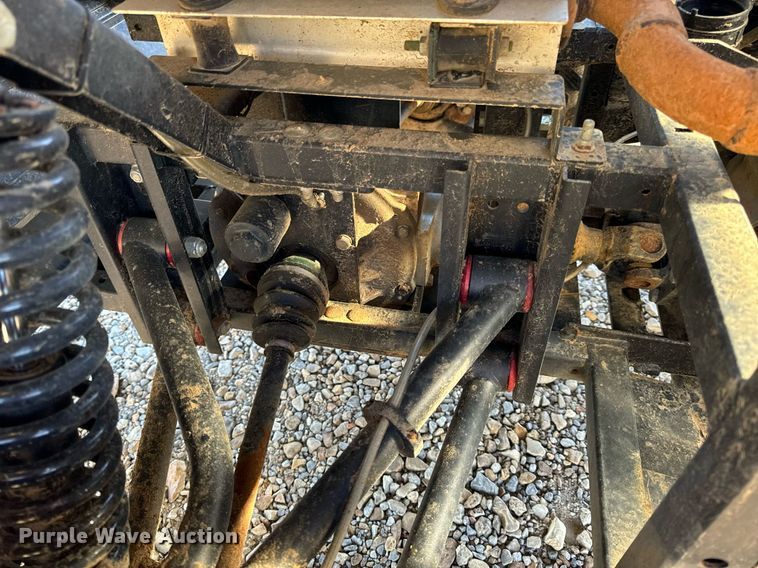 image for item EH6696 Mahendra Retriever 1000 utility vehicle