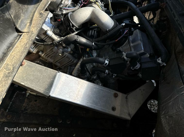 image for item EH6696 Mahendra Retriever 1000 utility vehicle