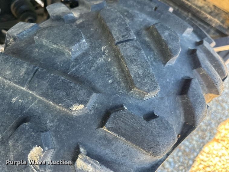 image for item EH6696 Mahendra Retriever 1000 utility vehicle