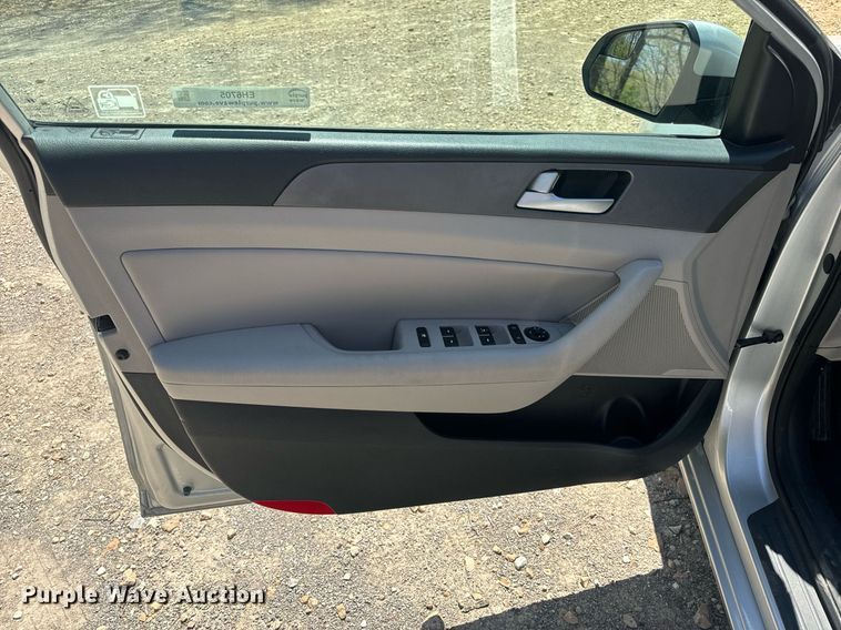 image for item EH6705 2015 Hyundai Sonata 