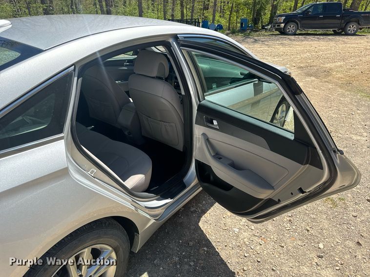 image for item EH6705 2015 Hyundai Sonata 